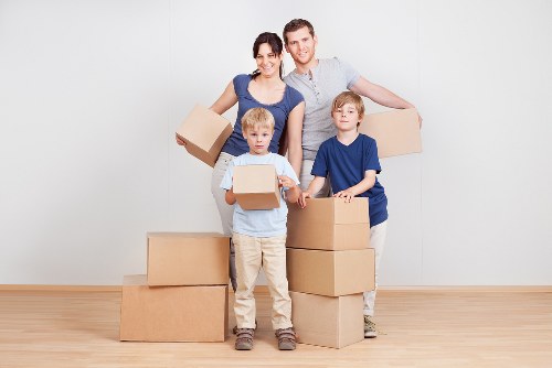 Shoreditch moving service for residential and commercial customers