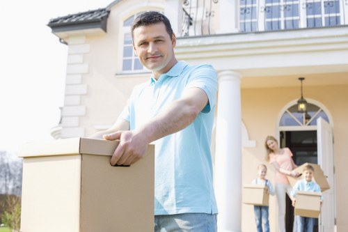 Safe lifting practices during a man with van move